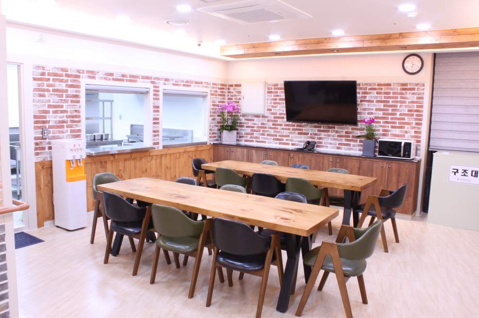 천안플래티늄요양원 이미지 3