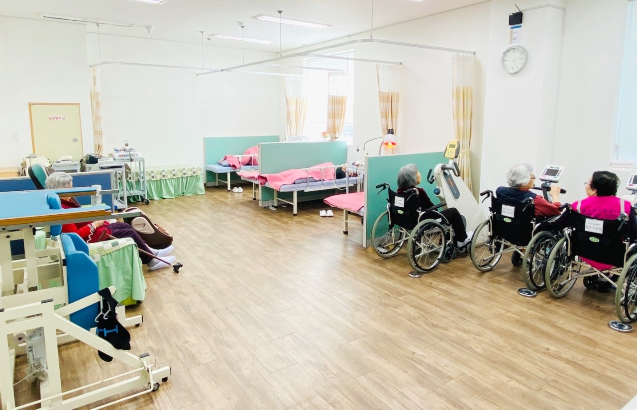 온누리요양센터 이미지 7