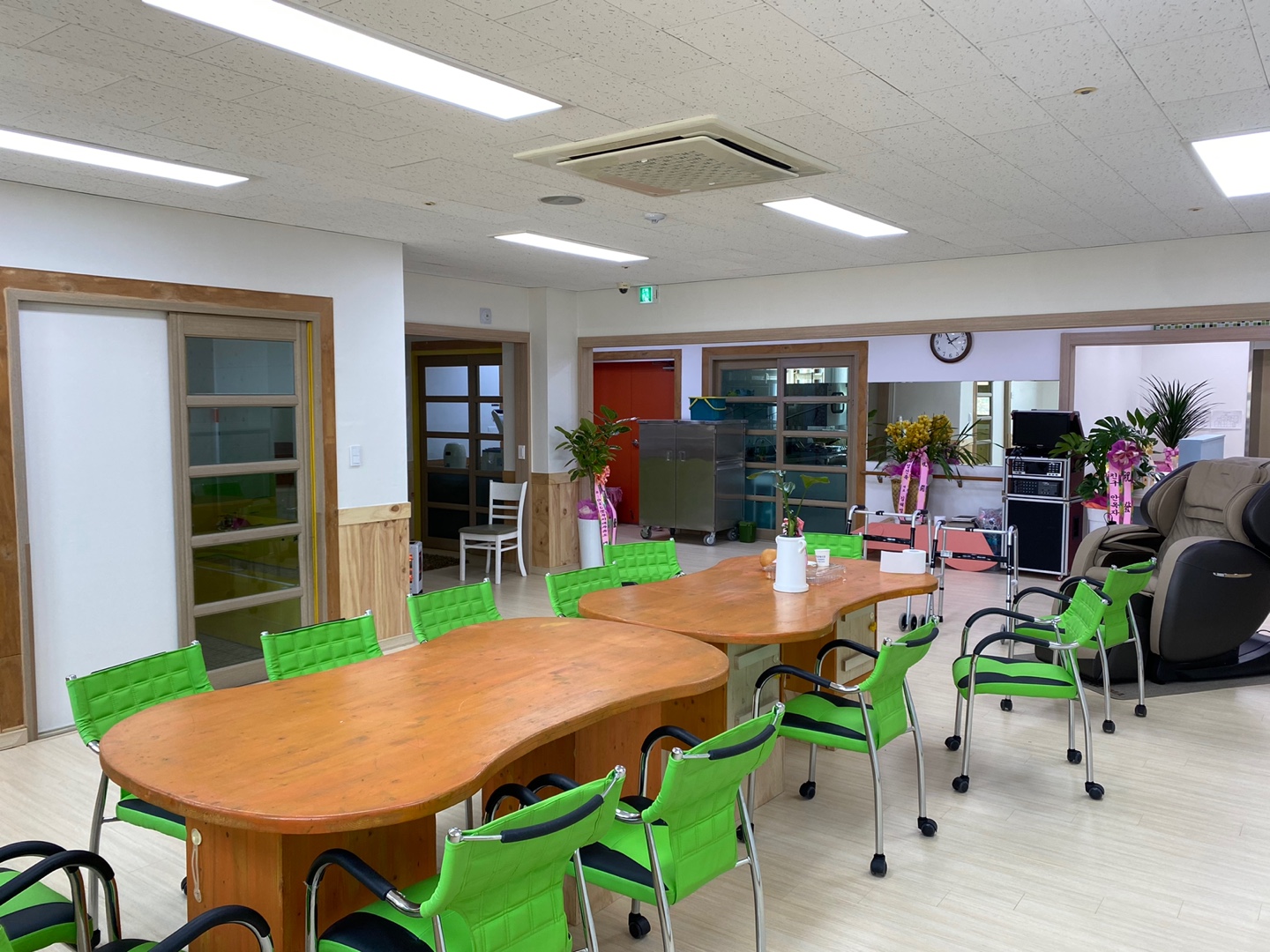 함께해요 노인전문요양원 이미지 8