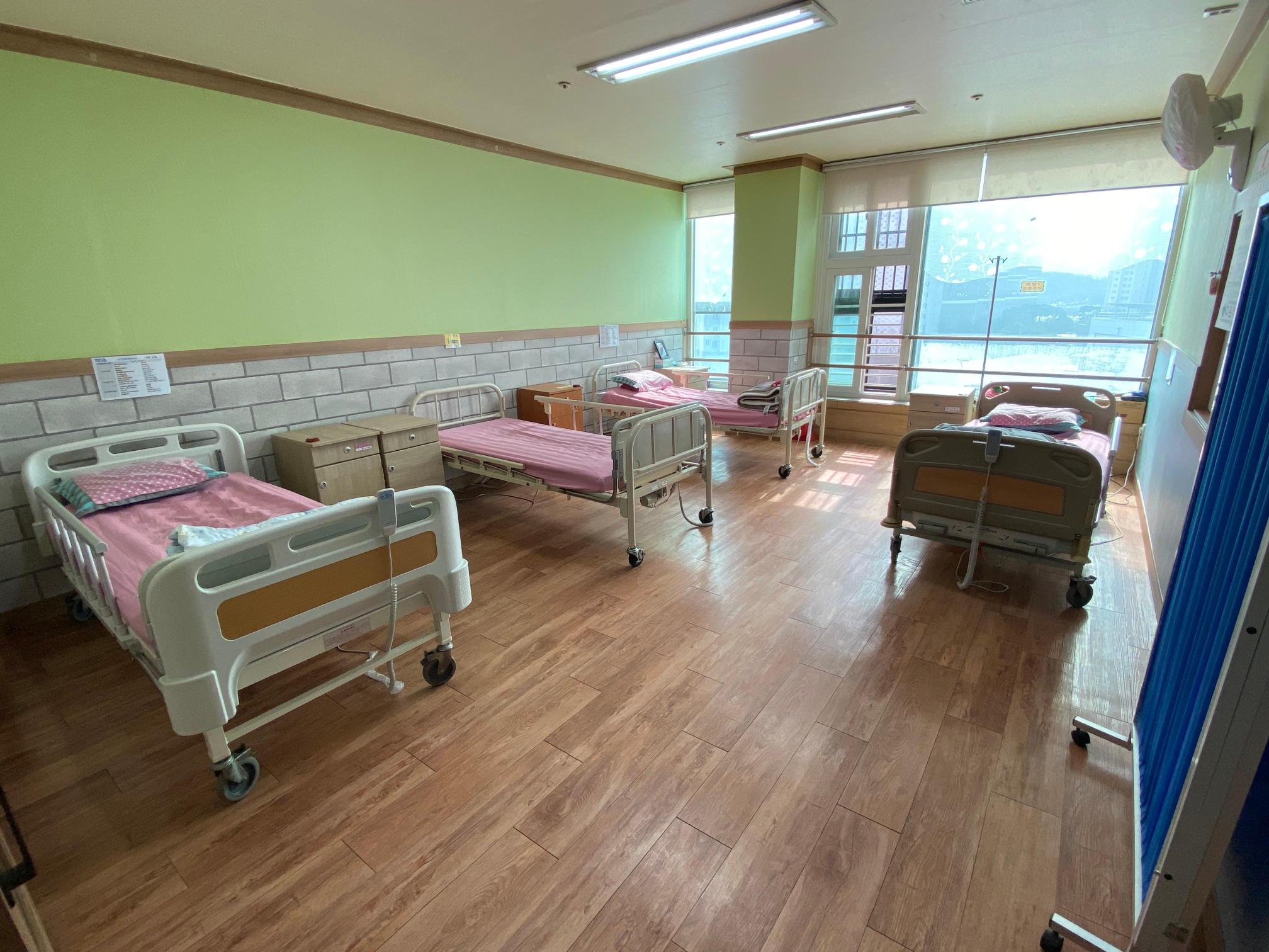 월드노인요양원 이미지 8