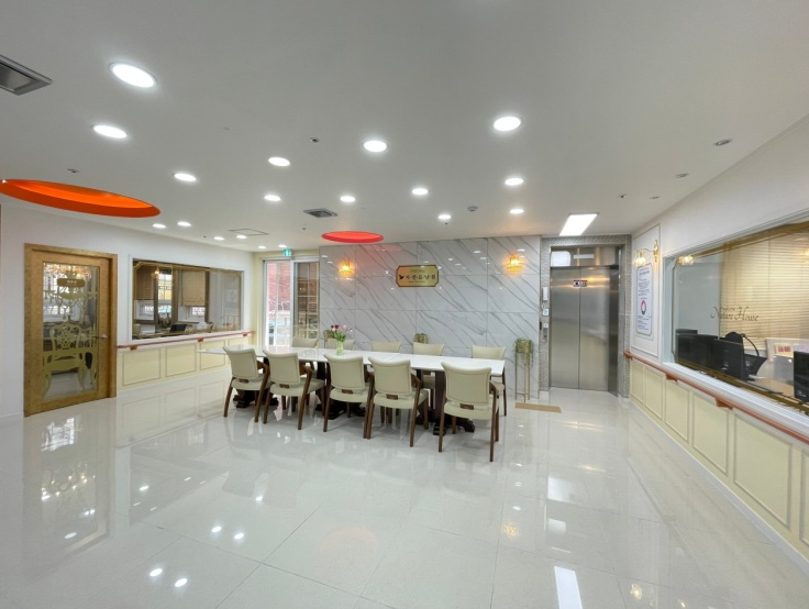 자연노인전문요양원 이미지 9