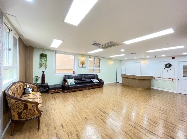 자연노인전문요양원 이미지 7