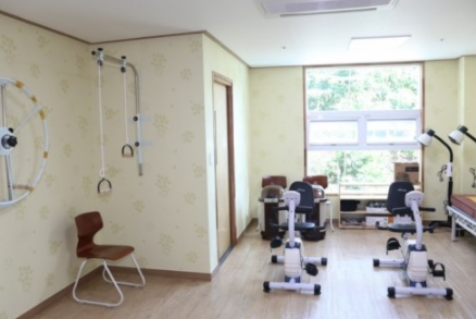 늘봄요양원 이미지 20