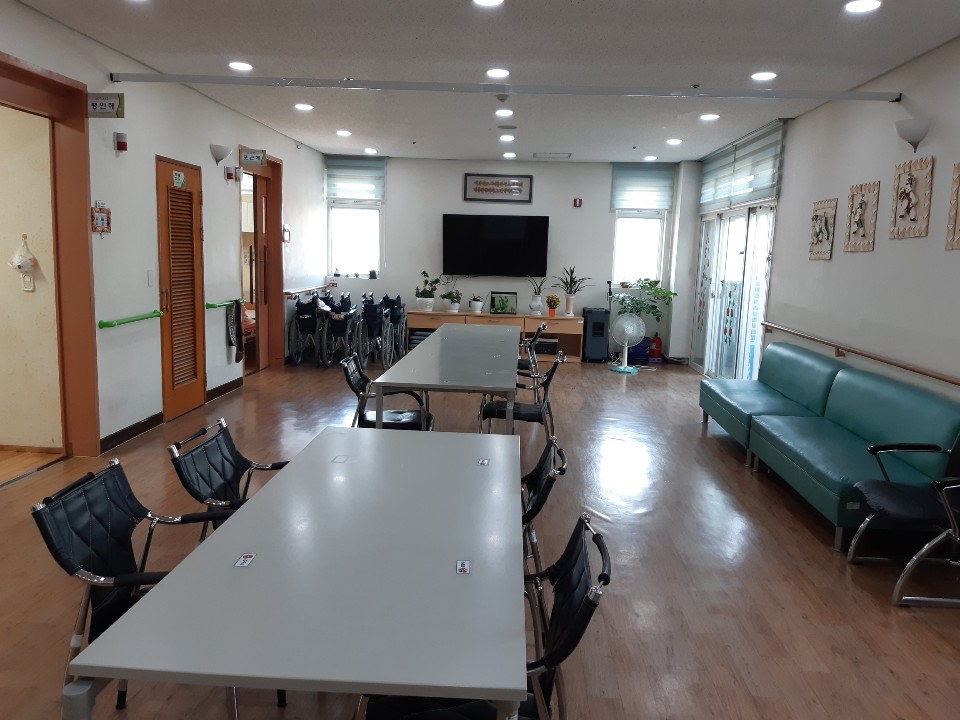 호서노인전문요양원 이미지 9