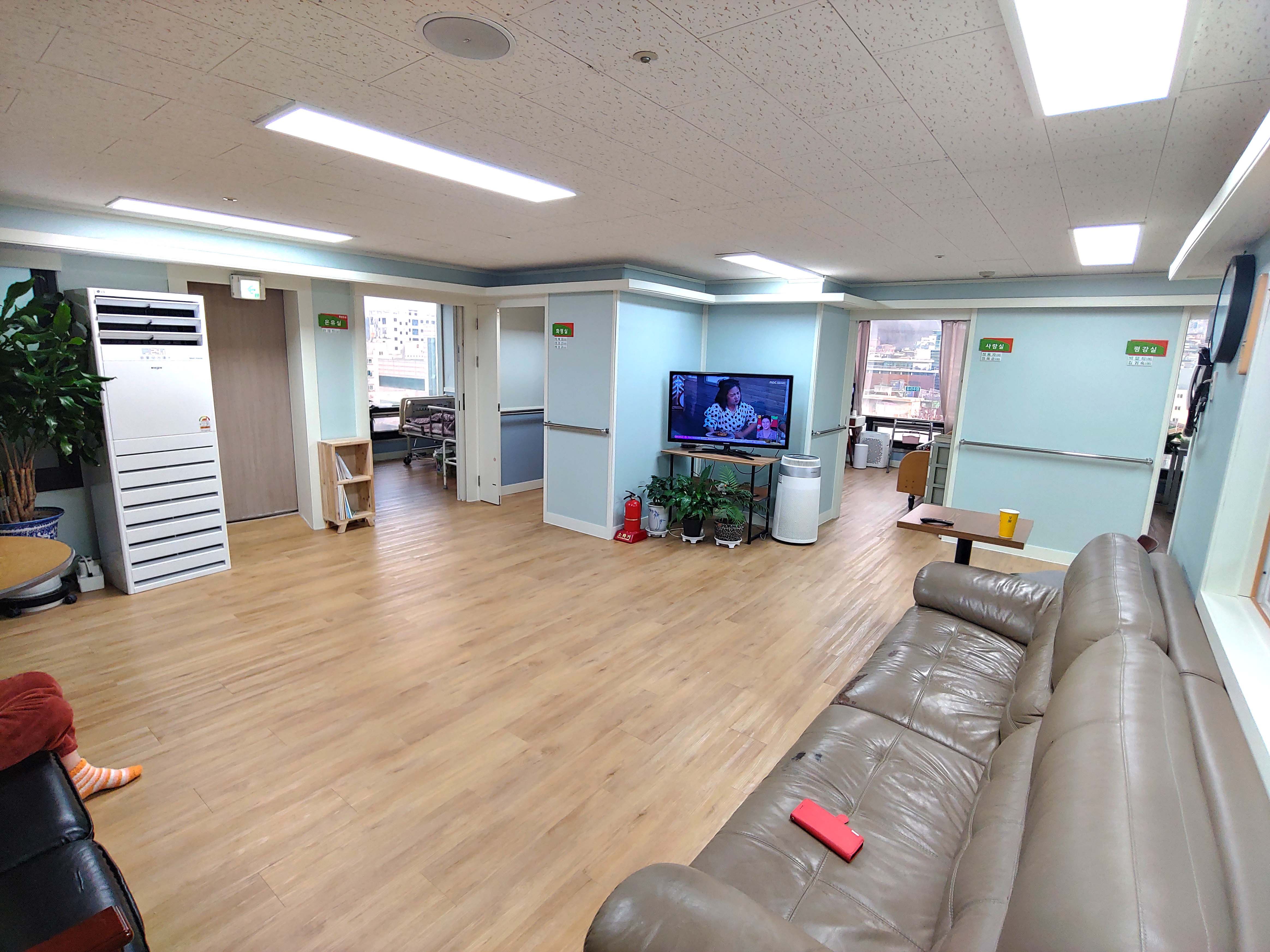 맑은요양원 이미지 10