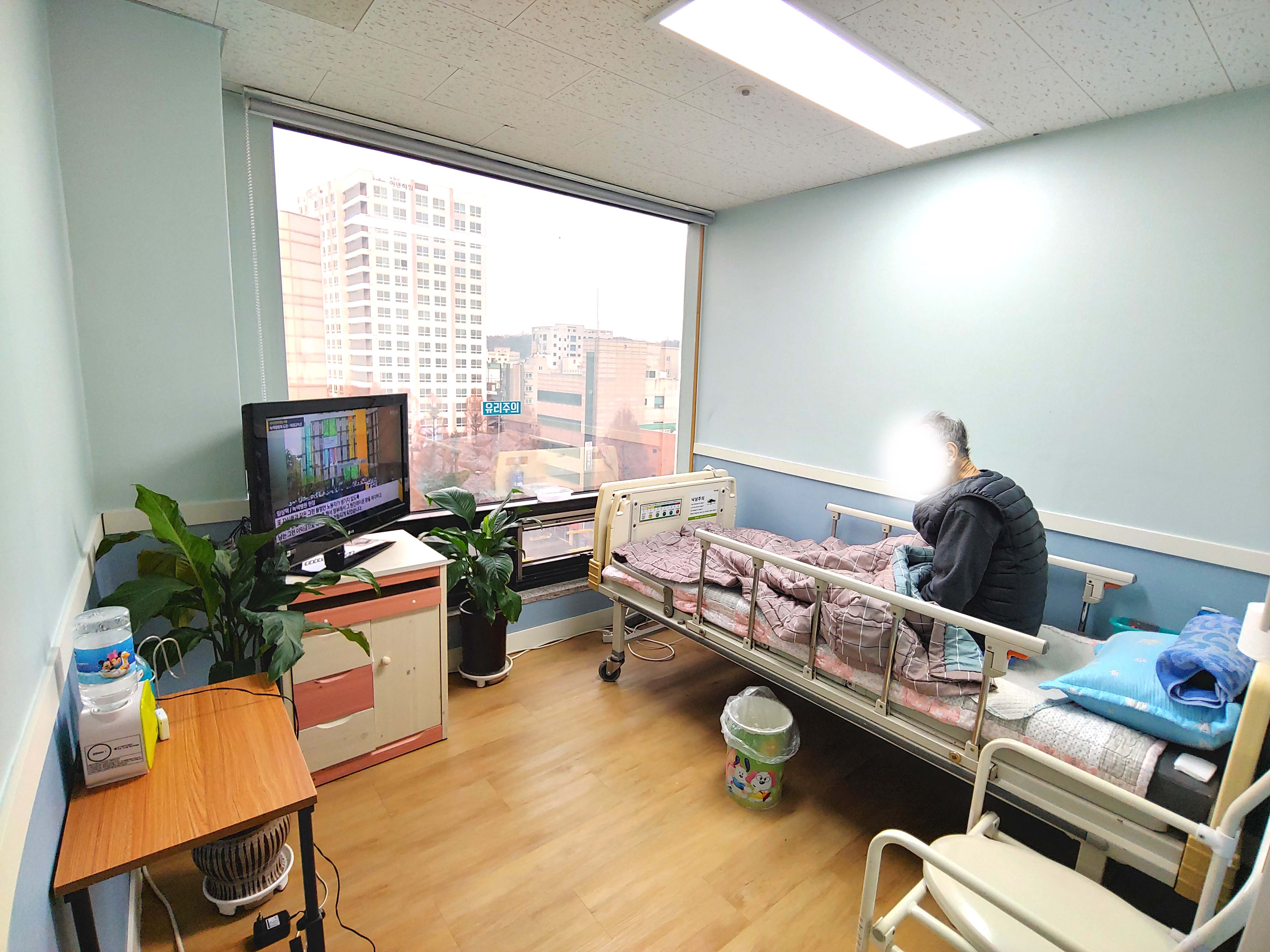 맑은요양원 이미지 6