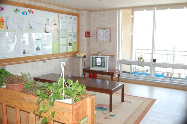 정겨운 뜰안 이미지 4