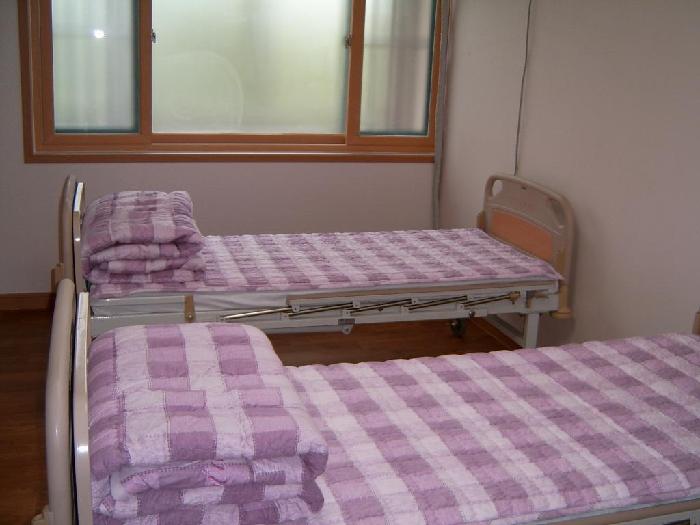 라온요양원 이미지 2