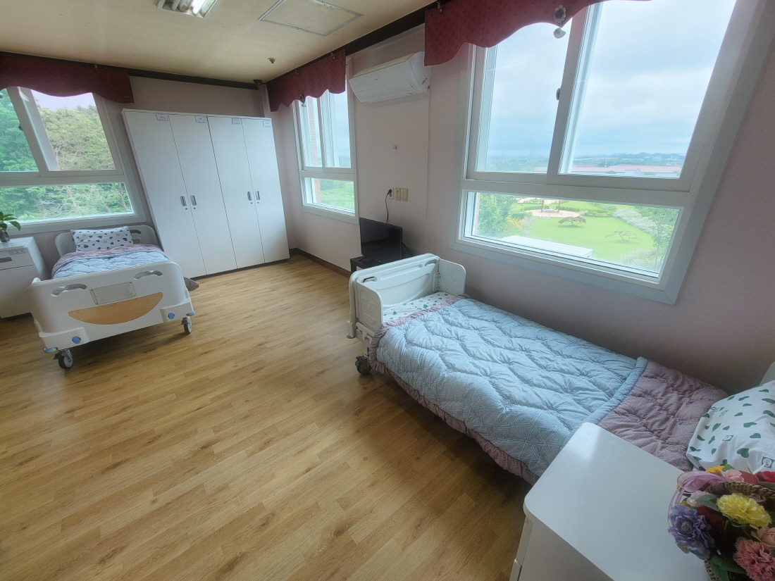 아가페노인전문요양원 이미지 11