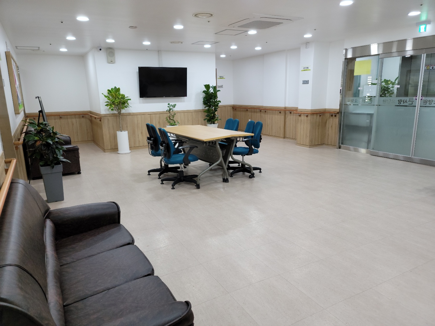 큰사랑요양원 이미지 2