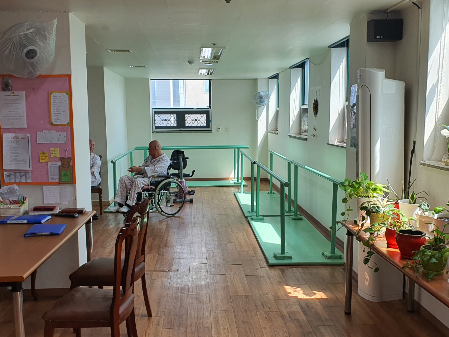 봄날인천요양원 이미지 15