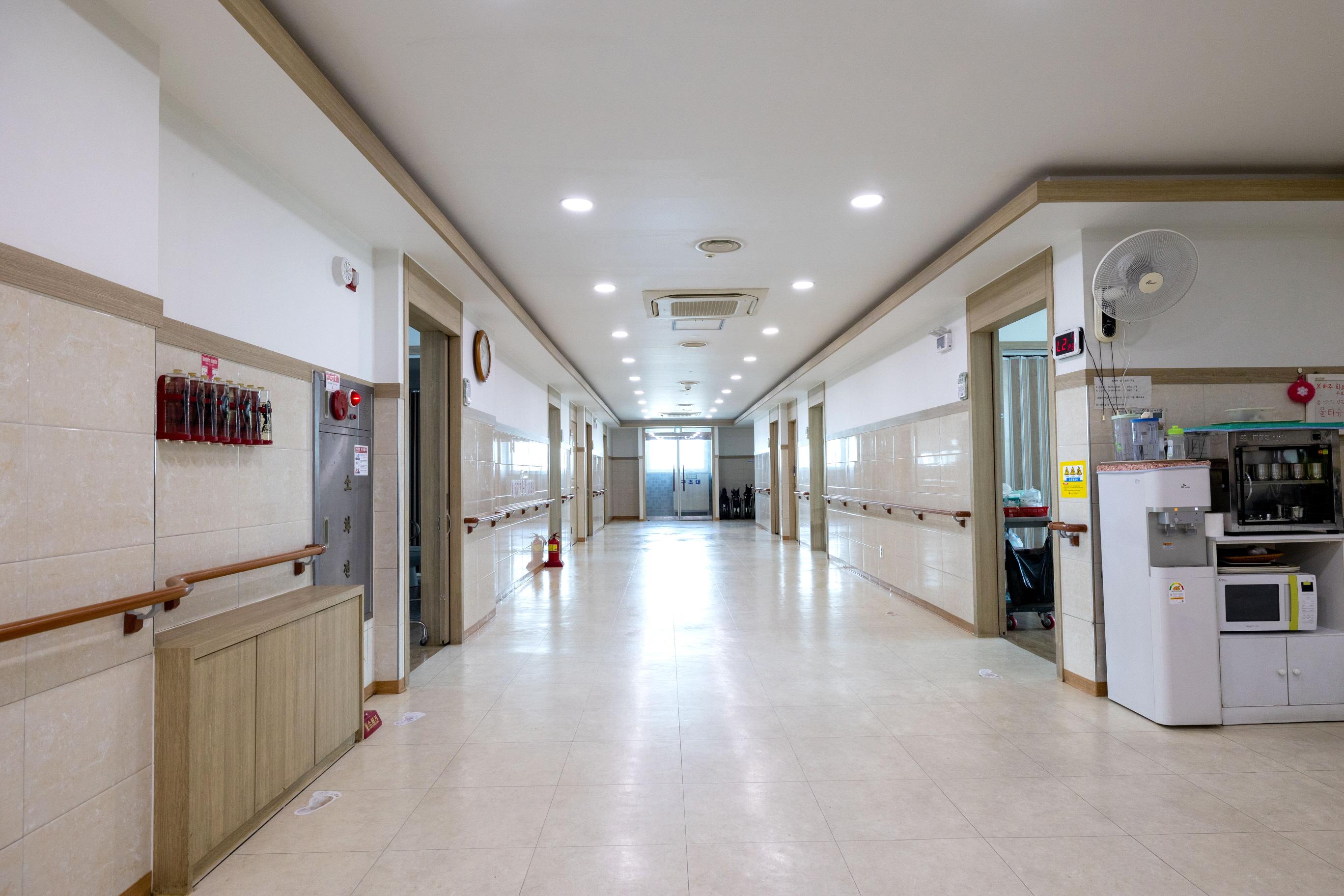 사랑초 요양원 이미지 8