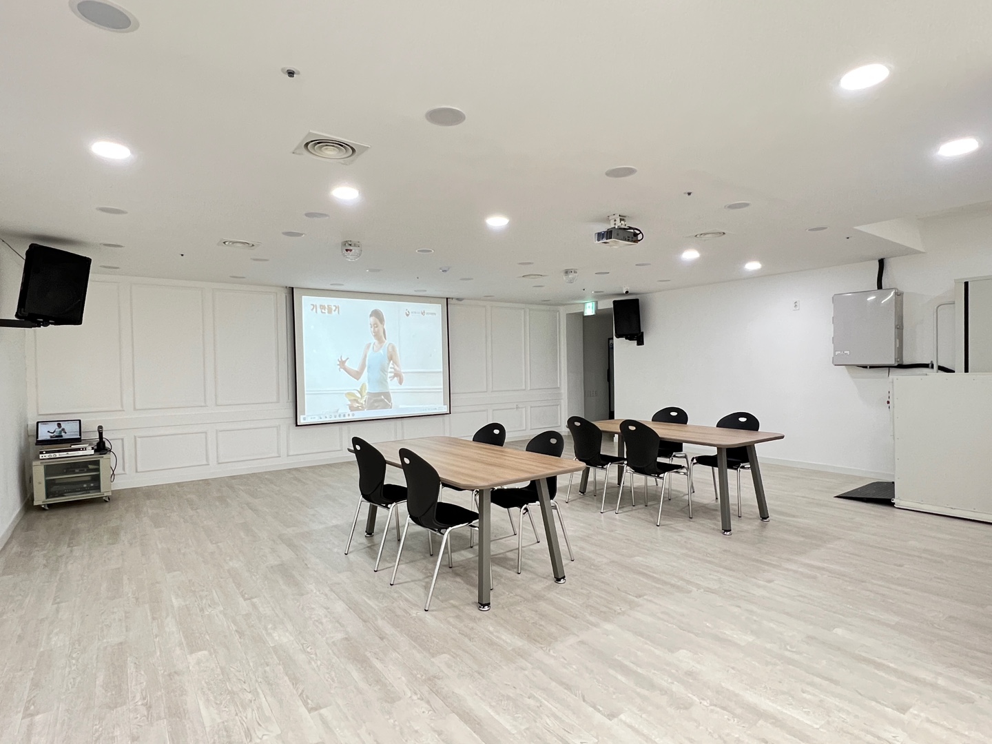 봄봄노인요양원 이미지 2