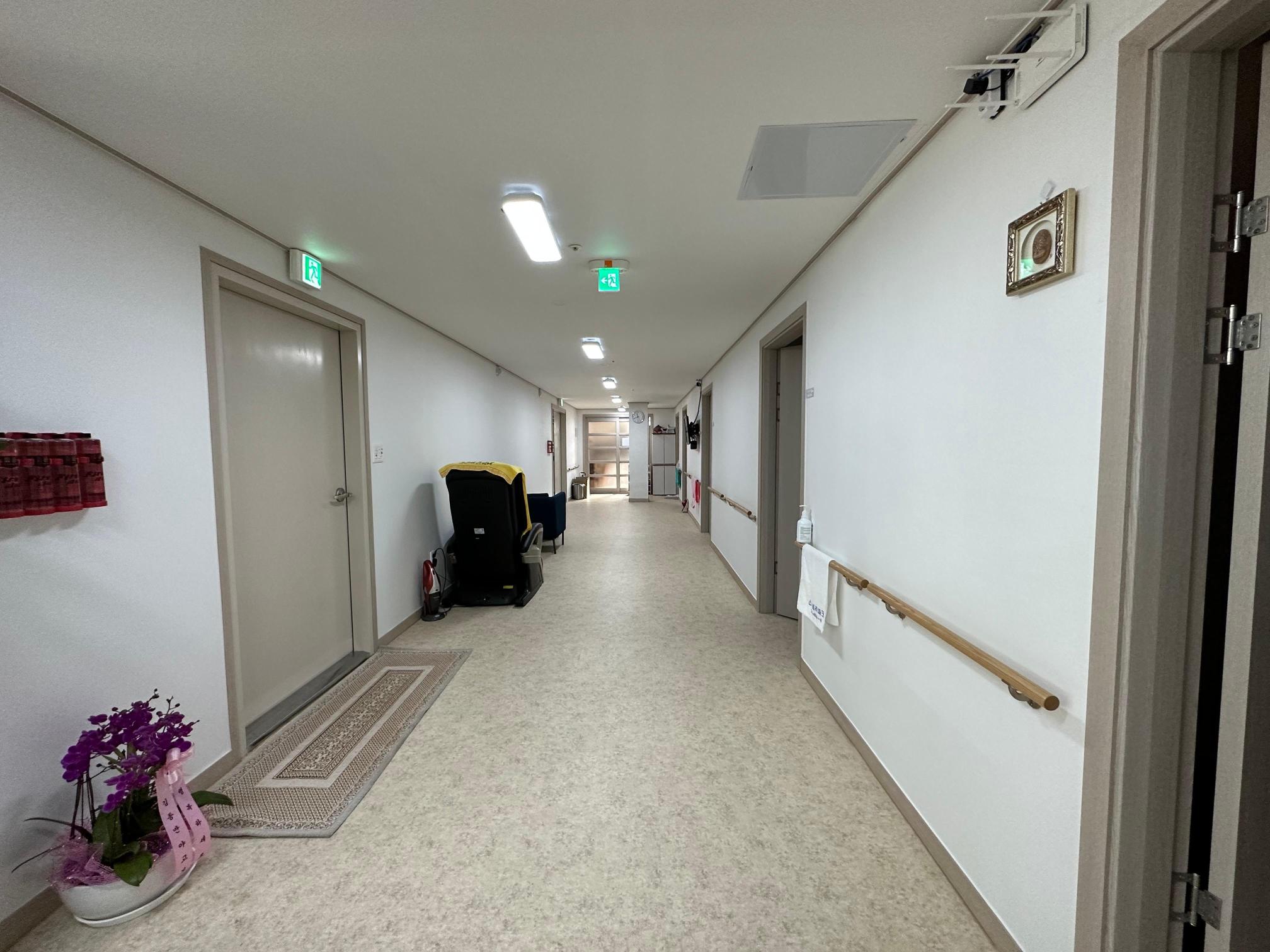 용샘요양원 이미지 3