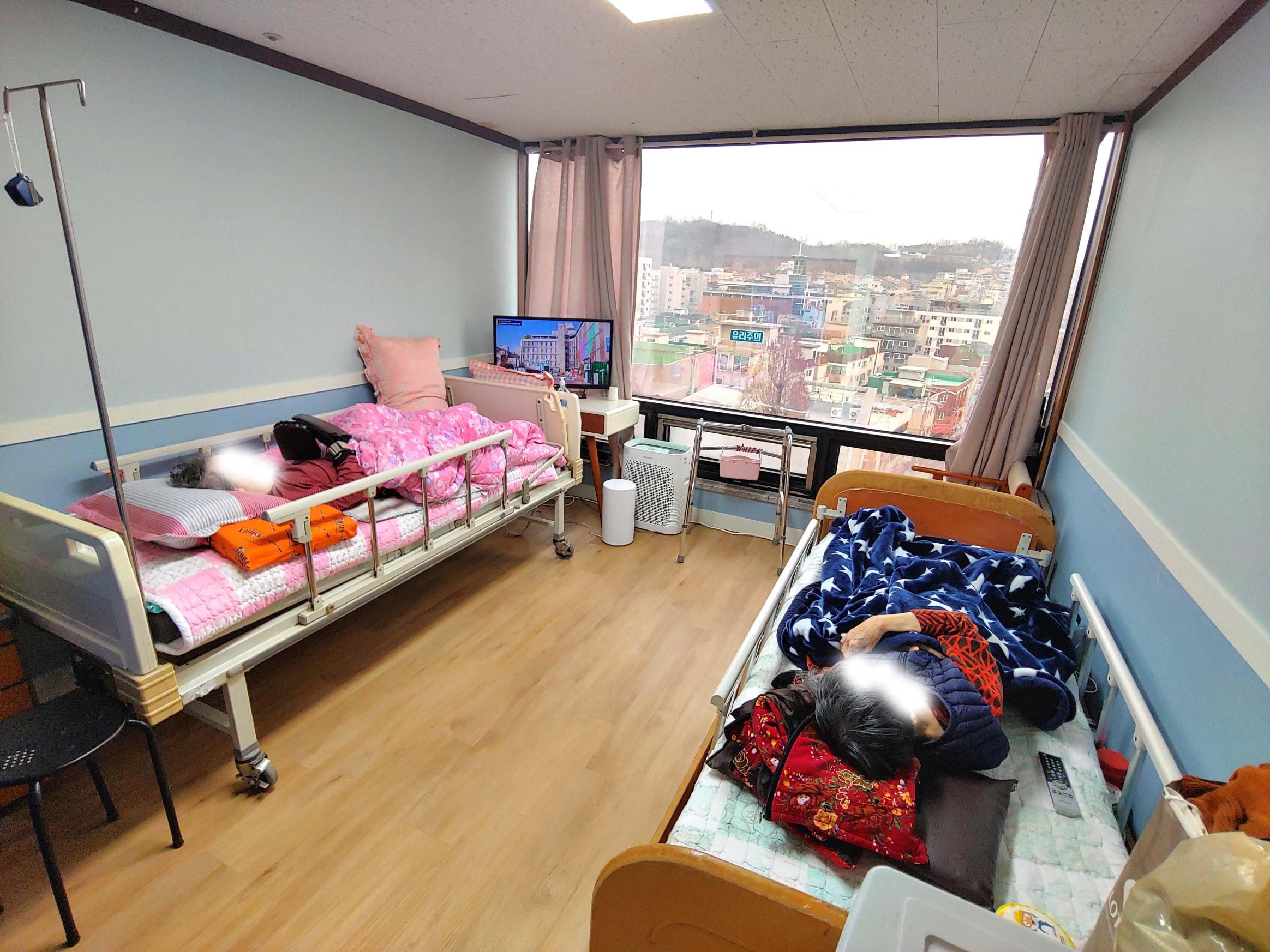 맑은요양원 이미지 4