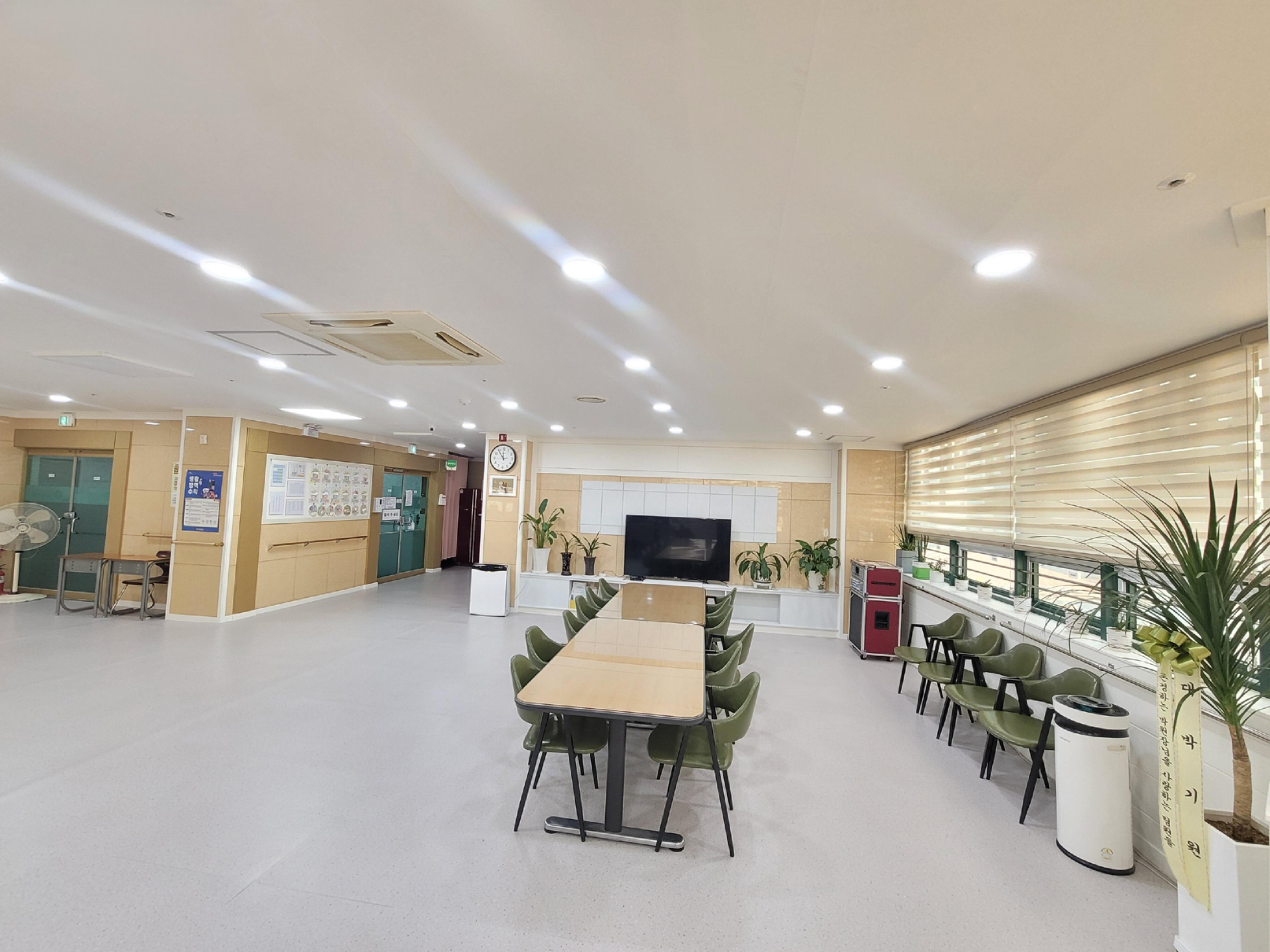 행복한백세요양원 이미지 6