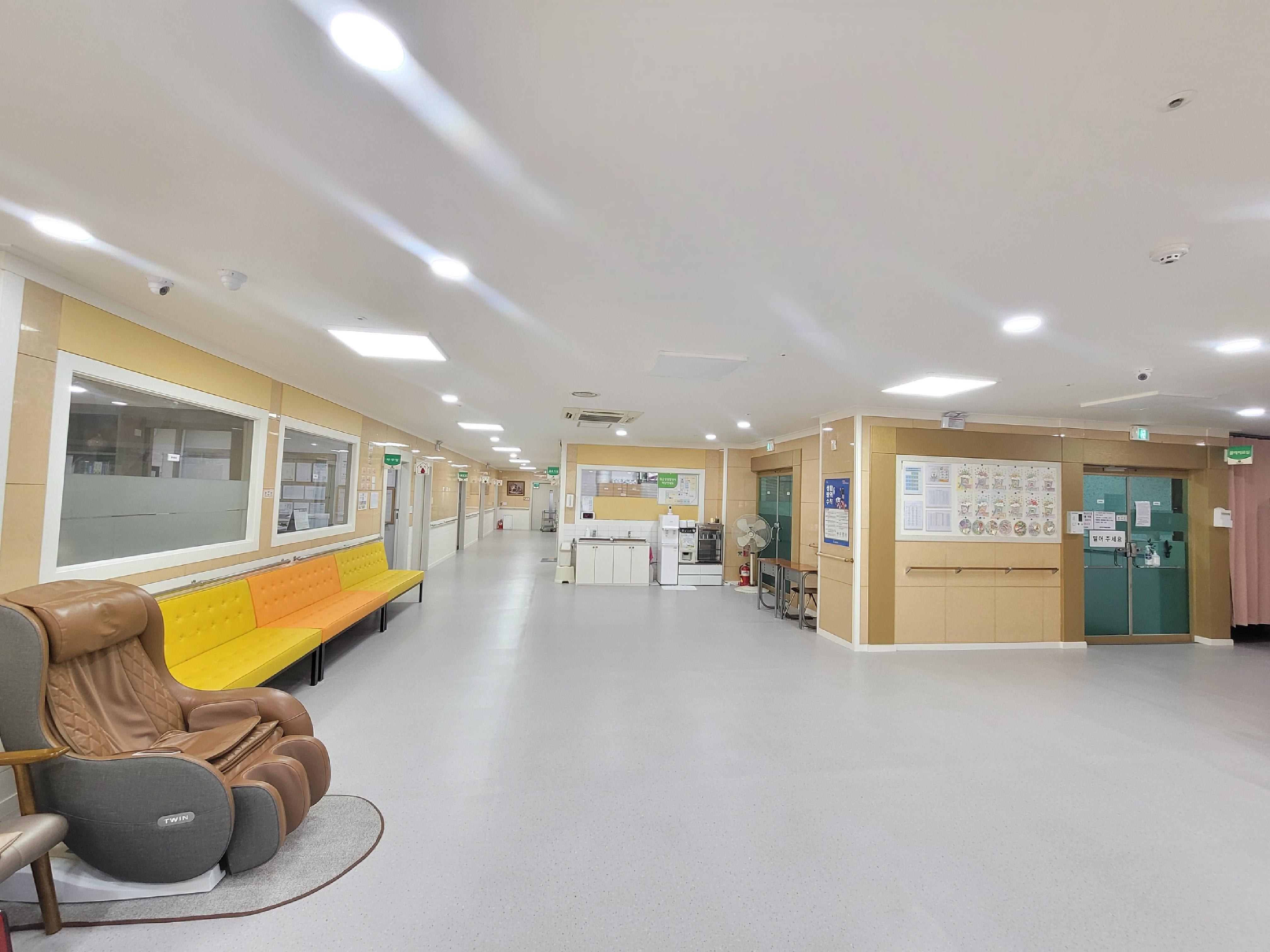 행복한백세요양원 이미지 3