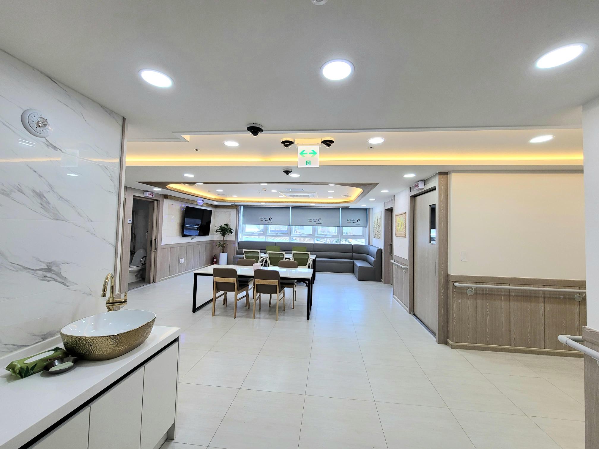 파인트리요양원 이미지 8