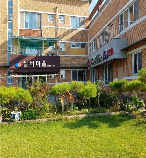 실버마을요양원 이미지 3
