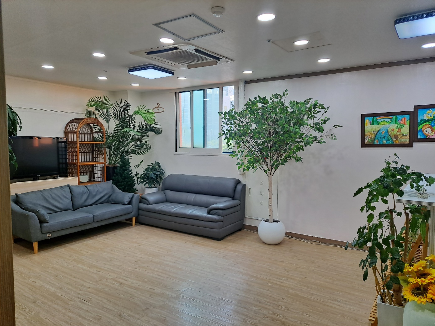 늘푸른 요양원 이미지 10