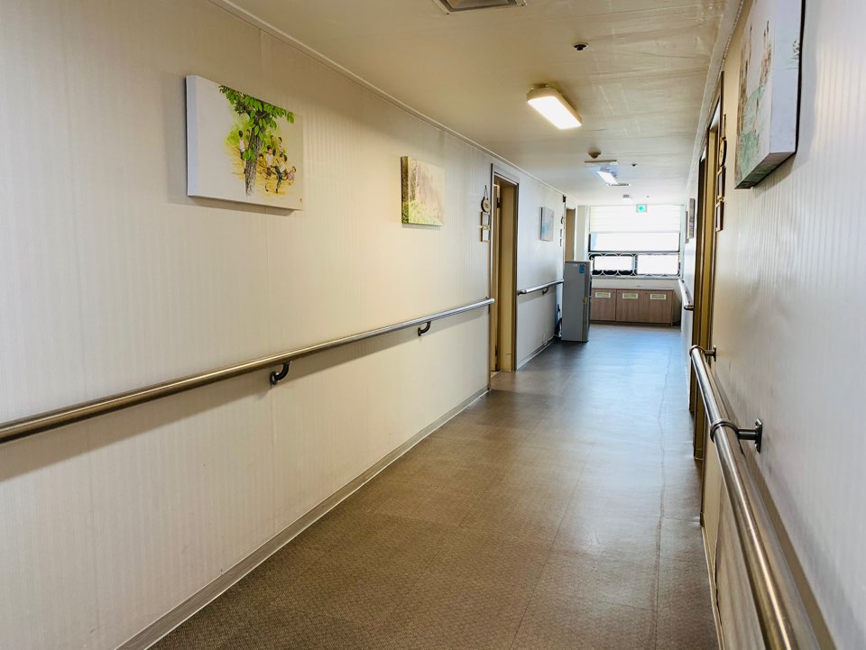 봄날서울요양원 이미지 4