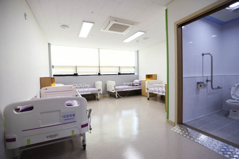 여명실버케어센터 이미지 3