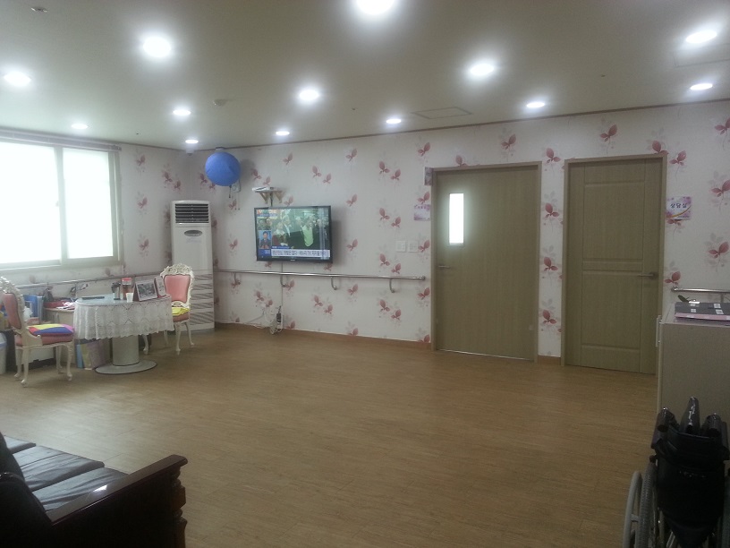 손안애 복 요양원 이미지 33