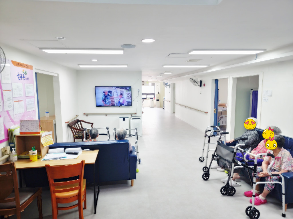 늘푸른 요양센터 이미지 4