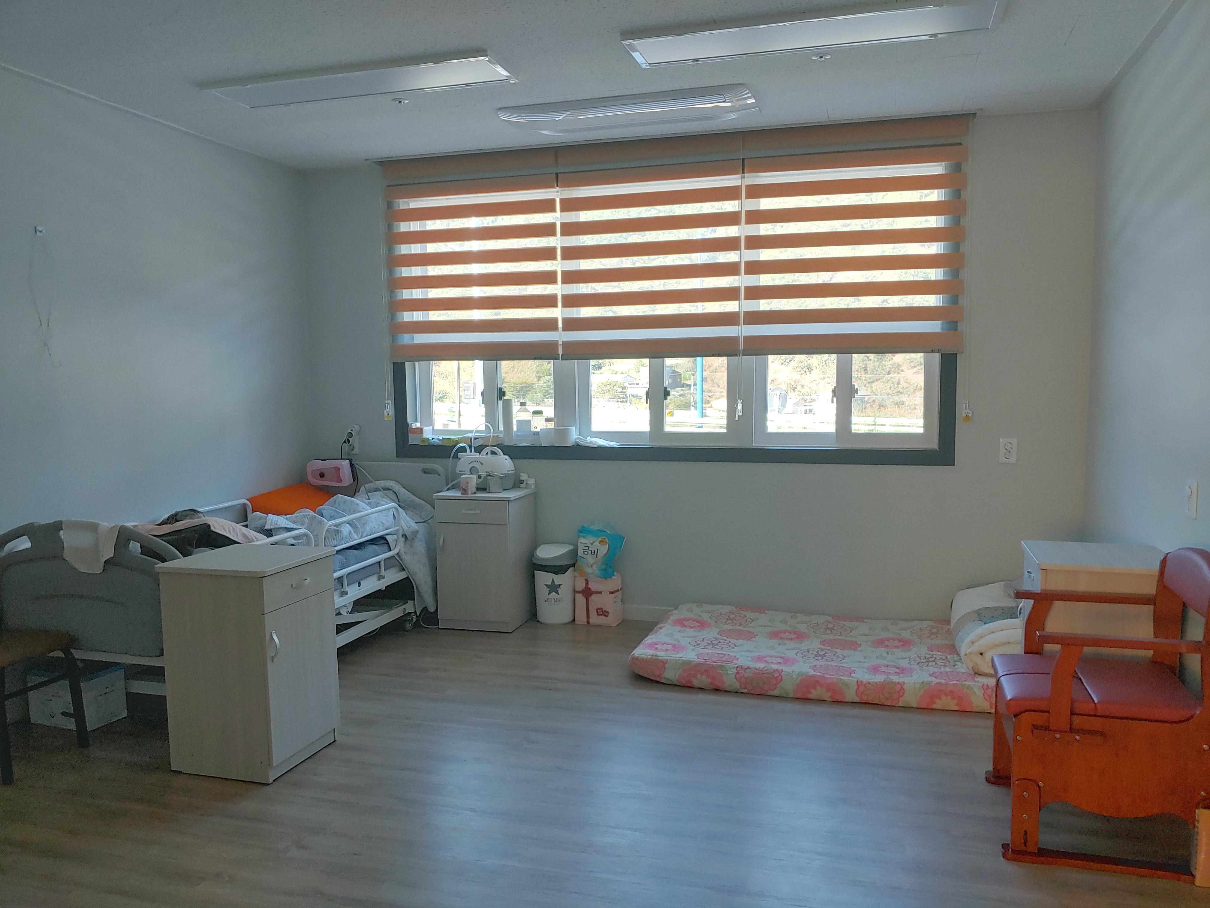 라온제나복지센터노인그룹홈