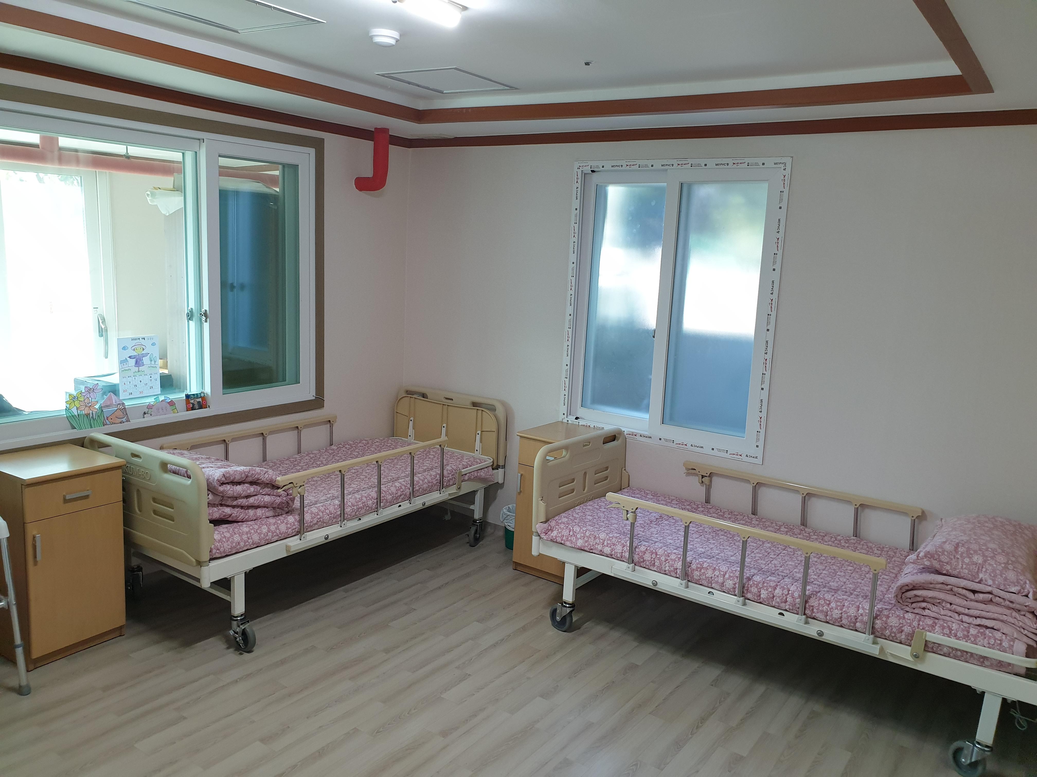 하늘손노인요양공동생활가정 이미지 8