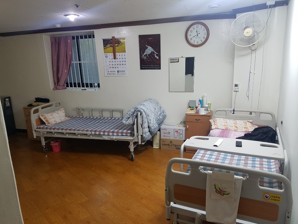 엘림요양원 이미지 2