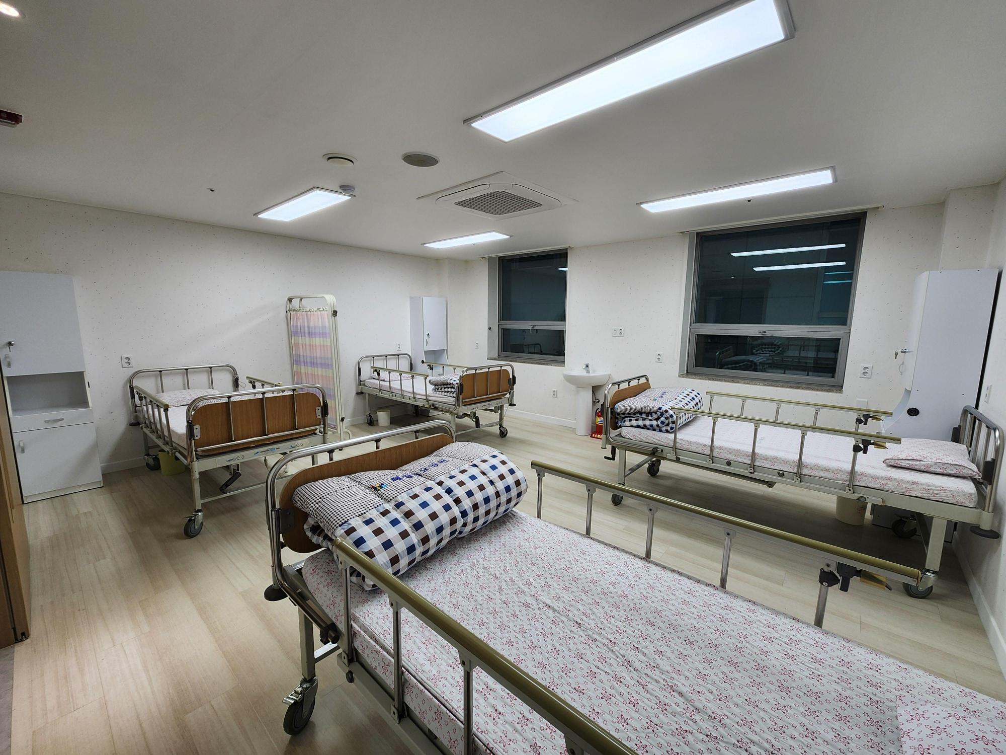 페밀리 요양원 이미지 9