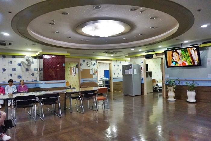 다온전문요양원 이미지 11