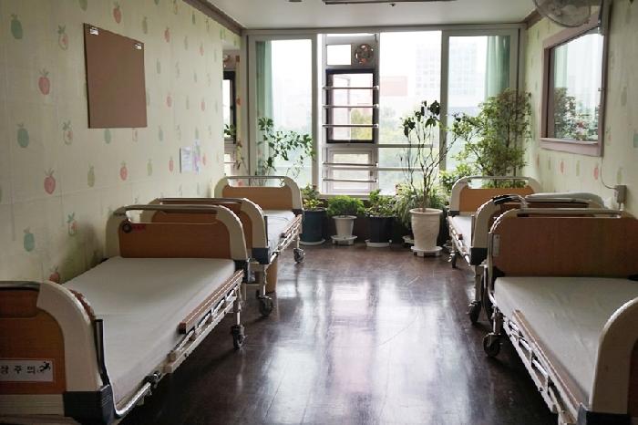 다온전문요양원 이미지 12