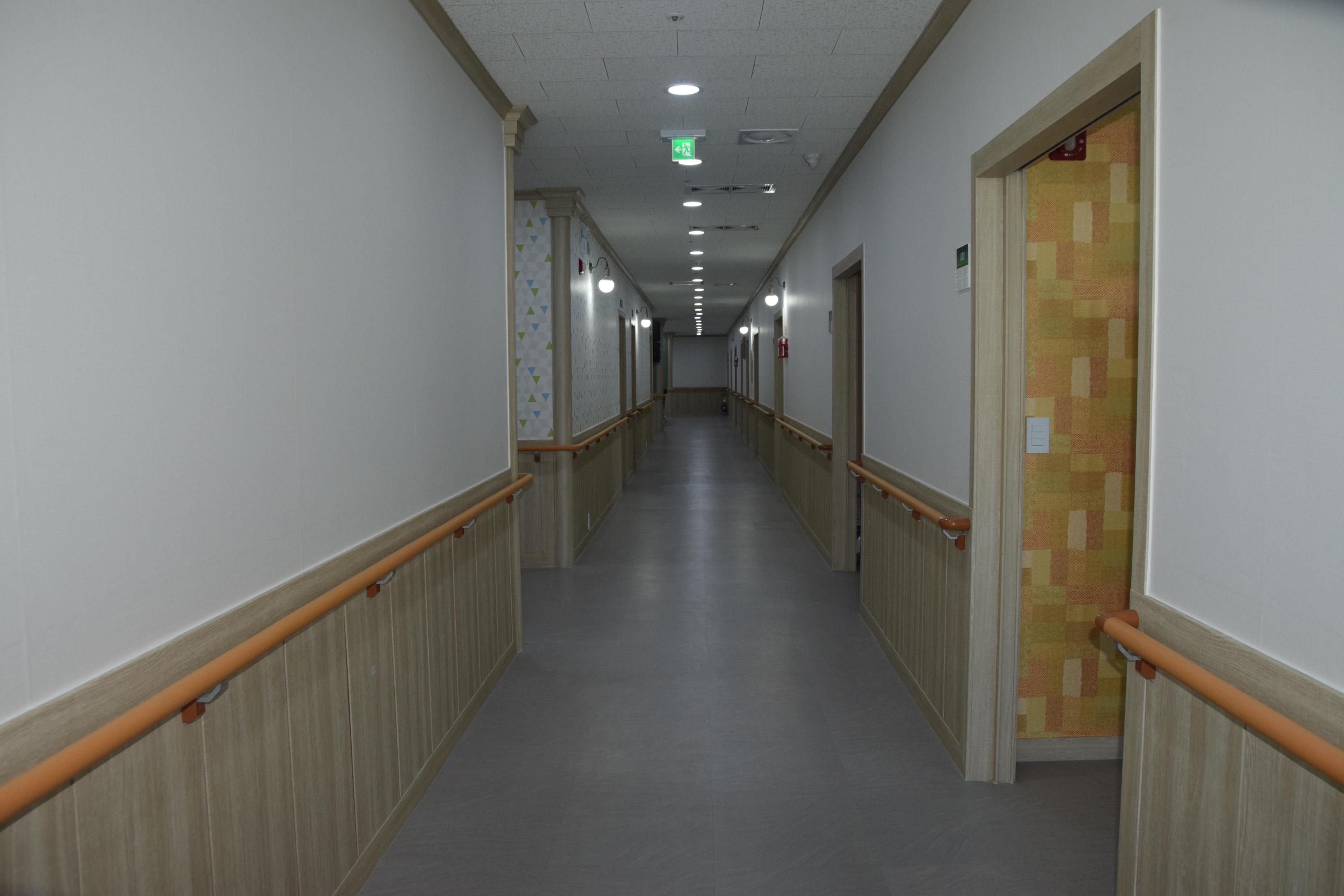 하선노인전문요양원 이미지 2