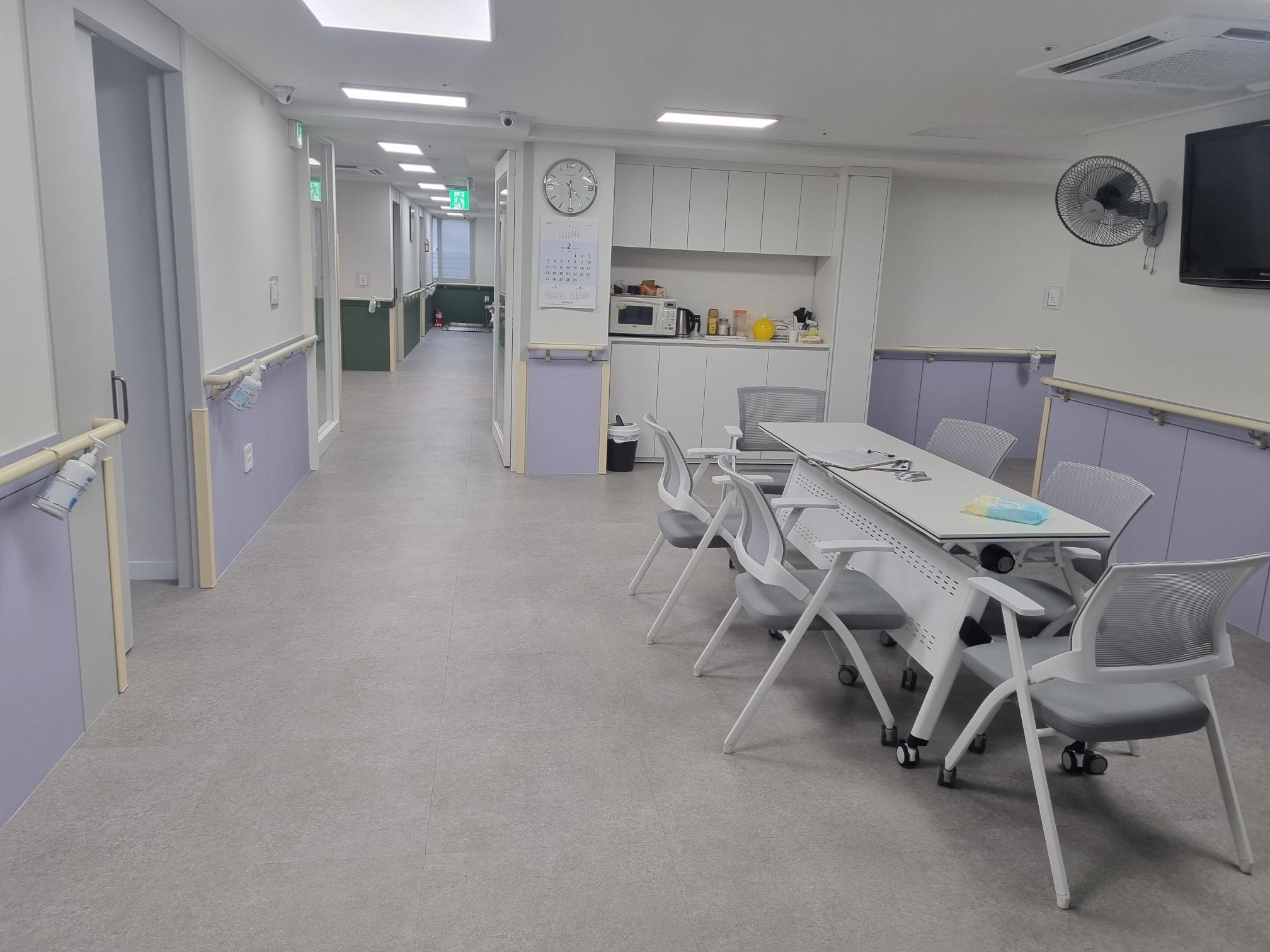 기쁨과나눔노인요양원 이미지 2