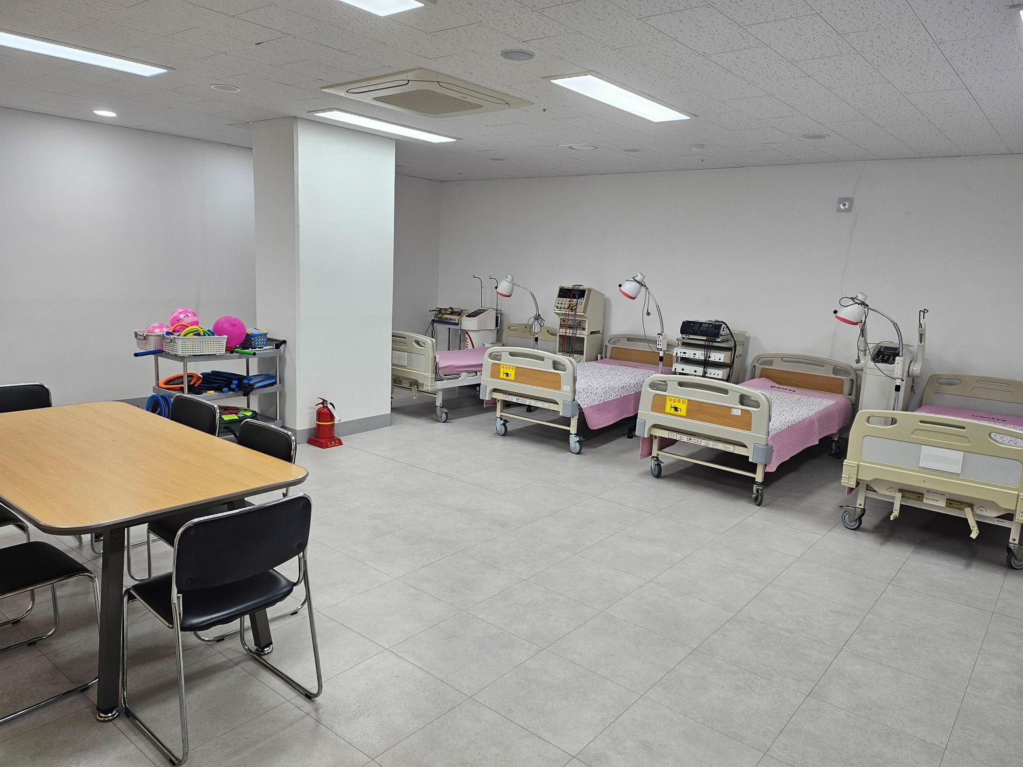 하나노인요양원 이미지 2