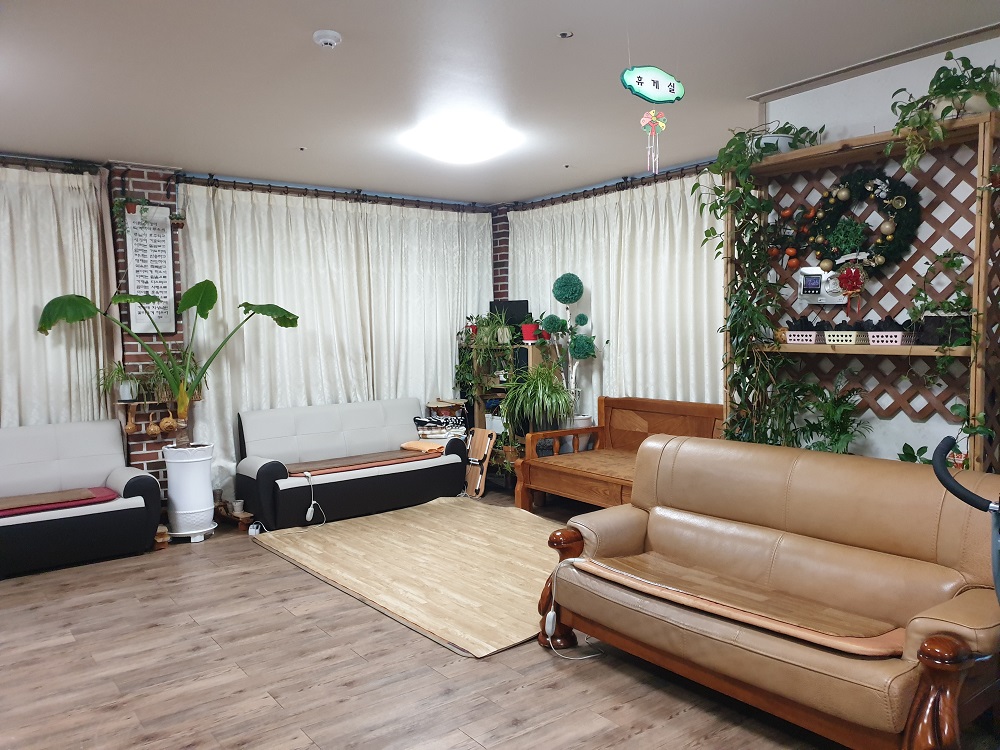 예당노인요양공동생활가정 이미지 15