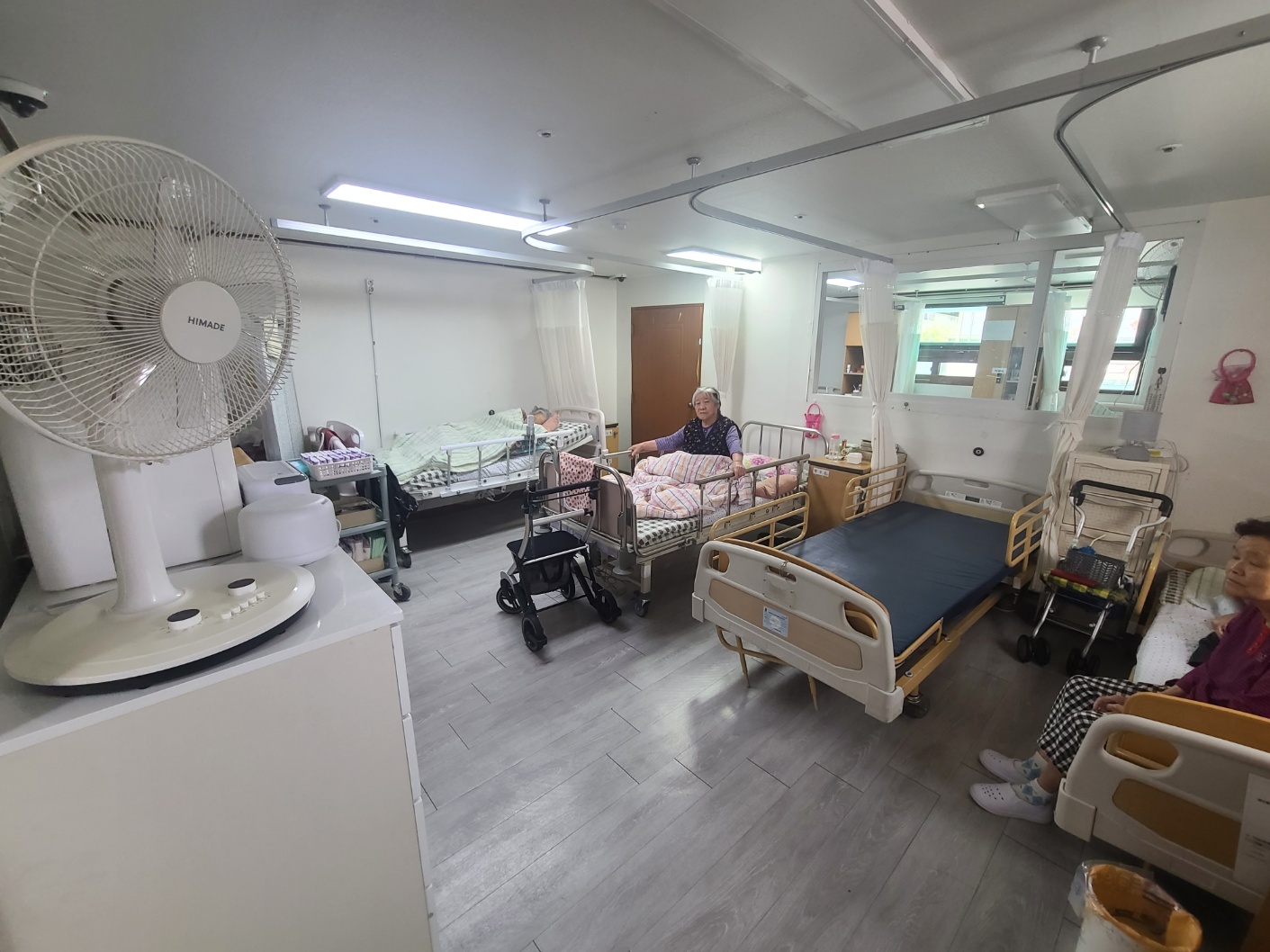 샬롬노인종합센터 이미지 5