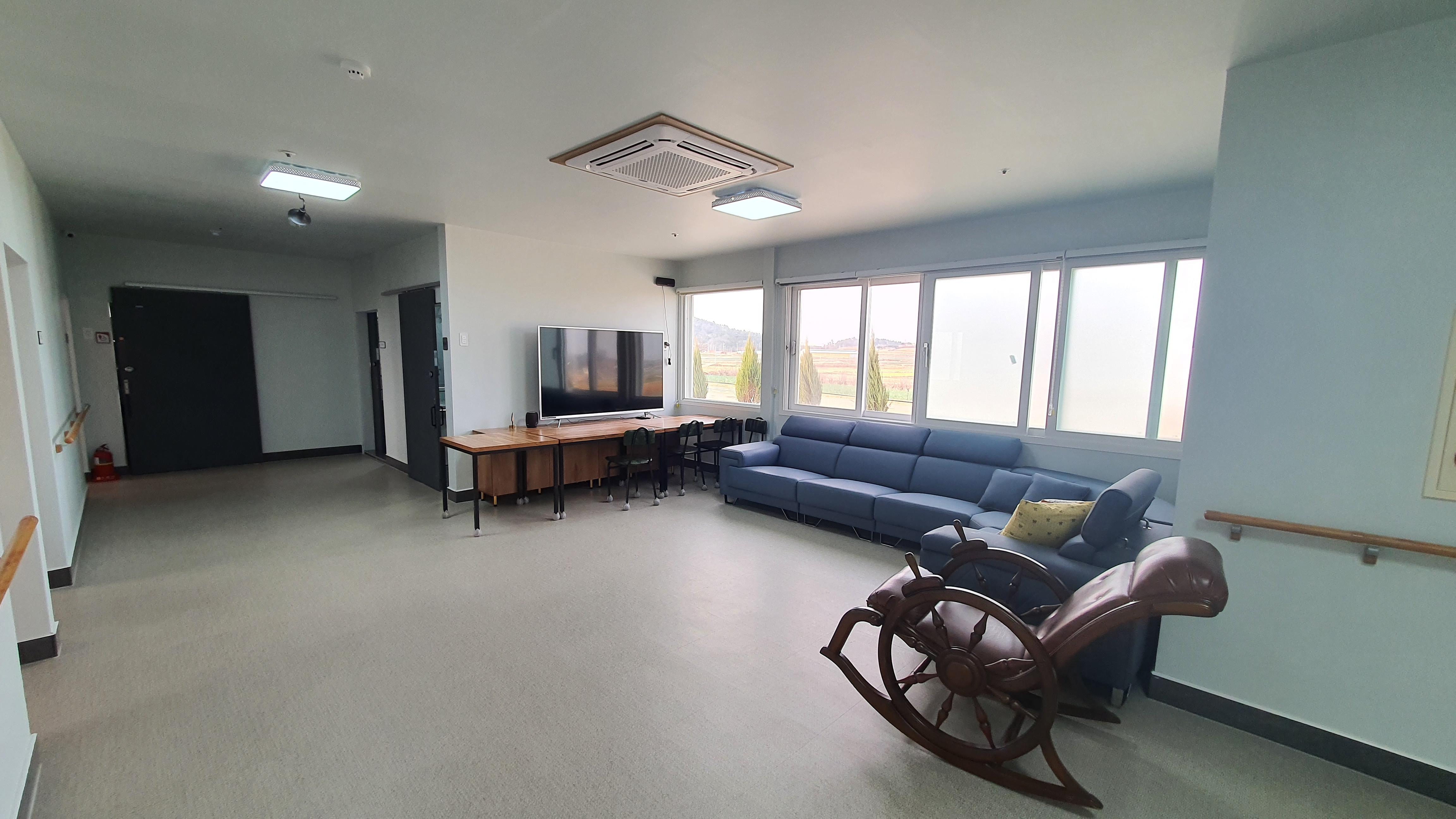 엄마의봄날 노인요양공동생활가정 이미지 2