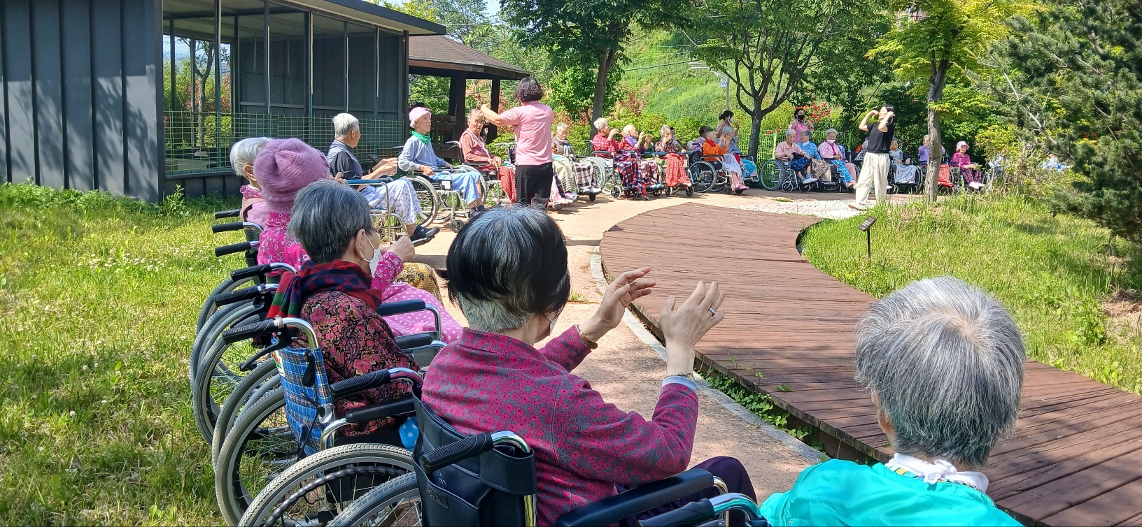 한일노인요양원 이미지 2