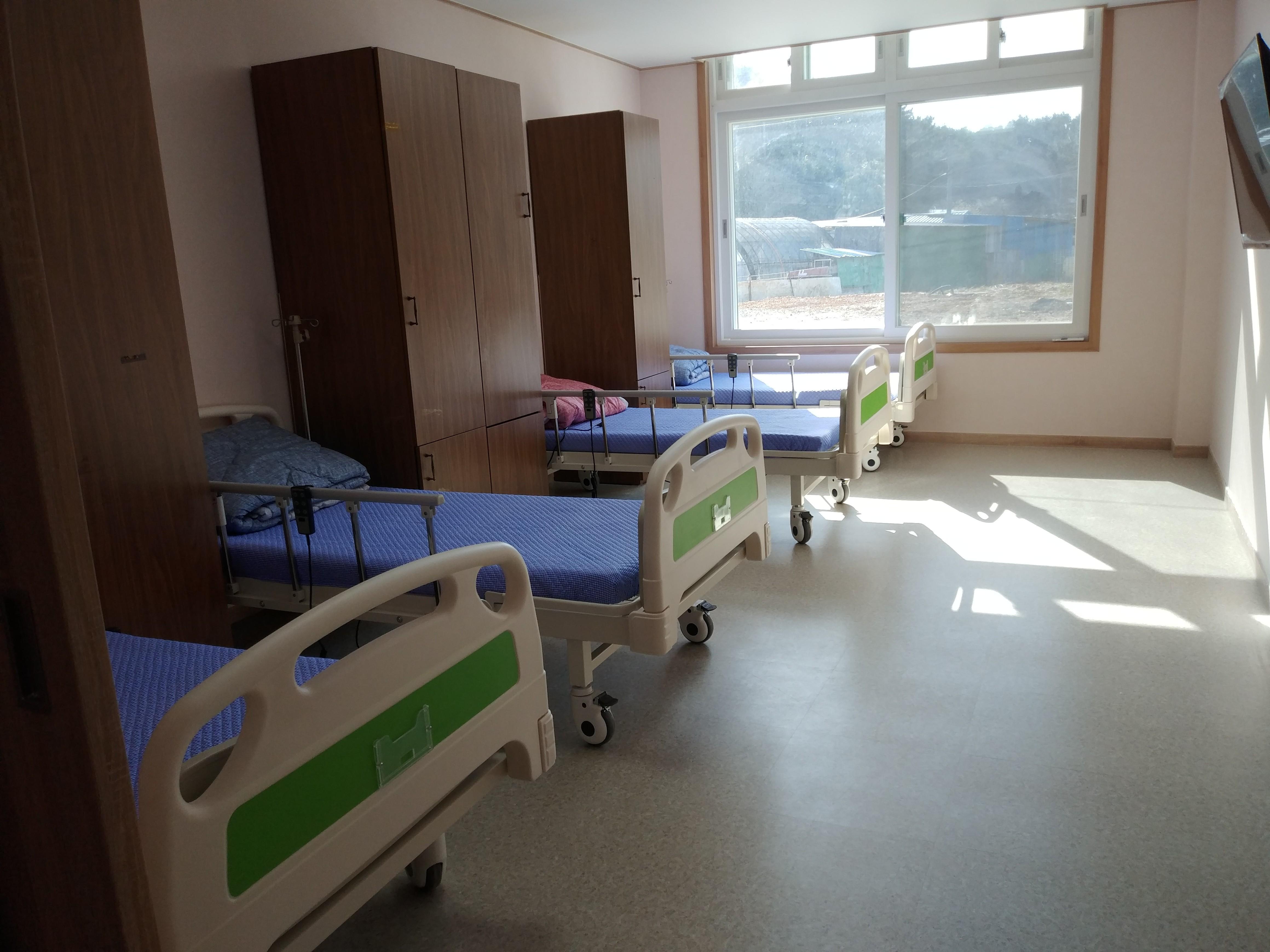 행복한노인요양원 이미지 4