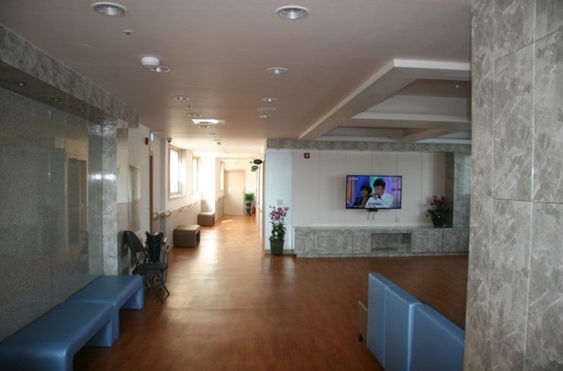 중앙노인요양원 이미지 4