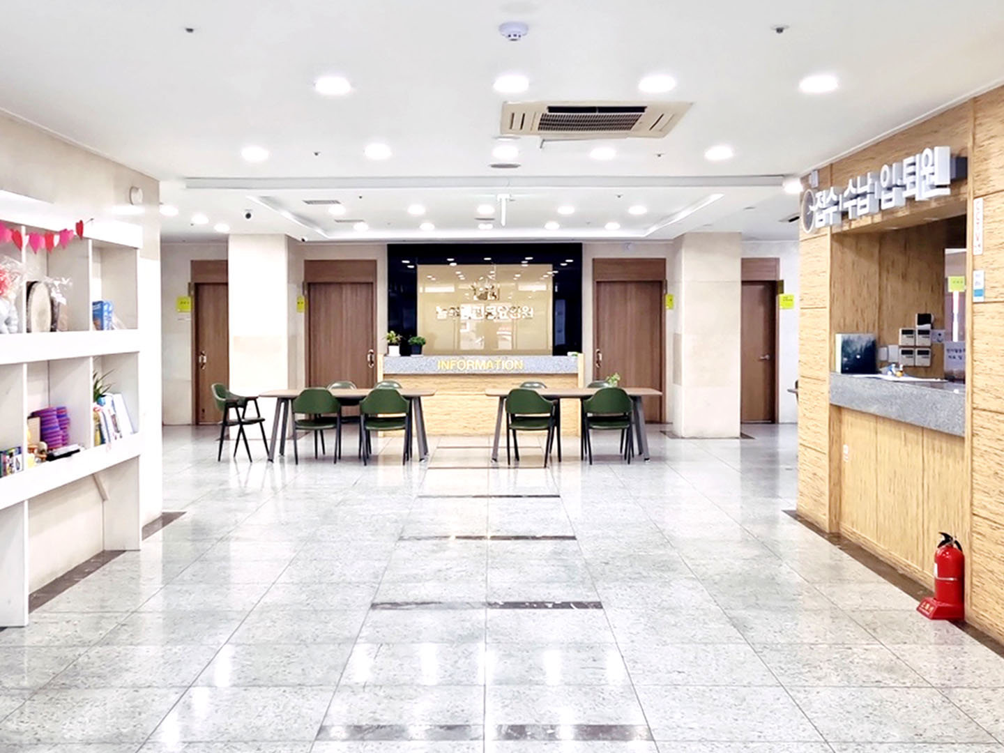 늘푸른전문요양원 이미지 2