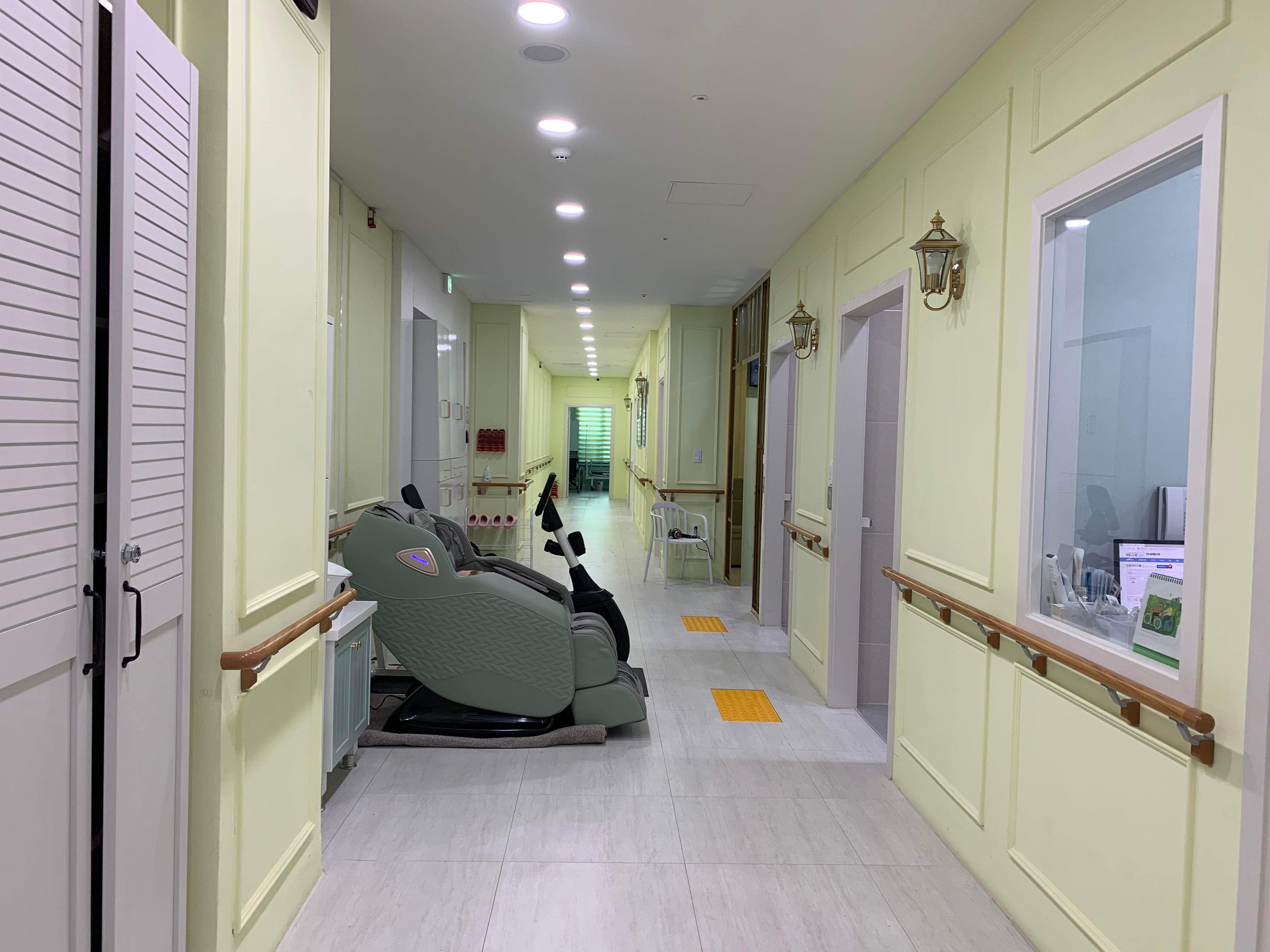 은빛사랑재활요양원 이미지 2