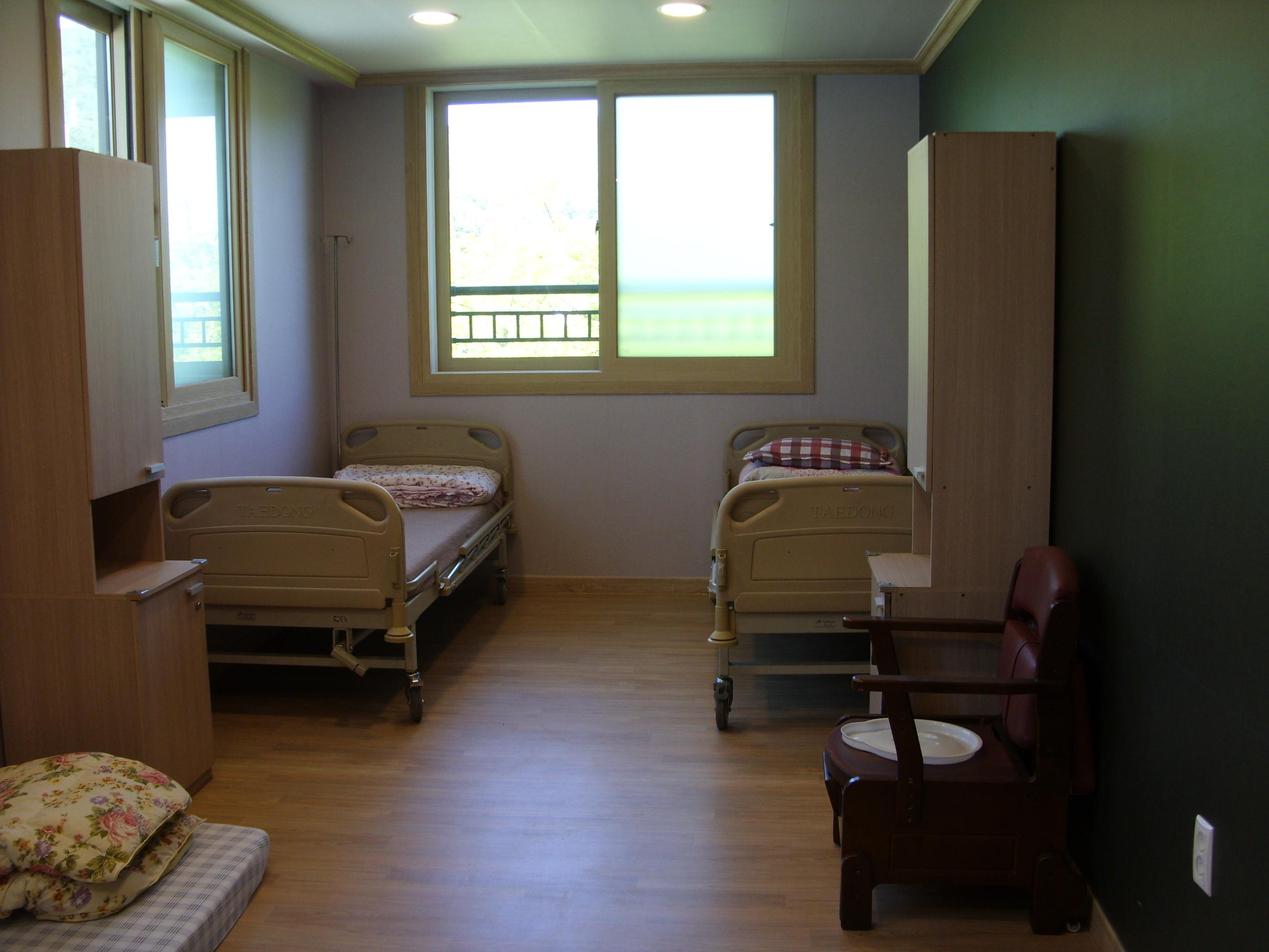 하늘빛 노인요양공동생활가정 이미지 3