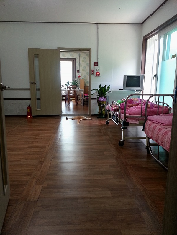 부모사랑요양원 이미지 2