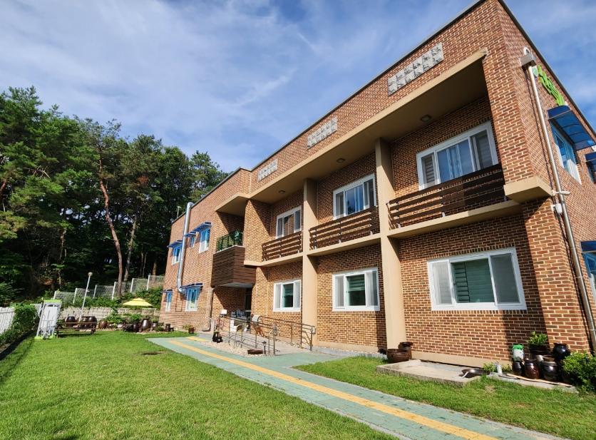 신륵사노인요양원 이미지 3