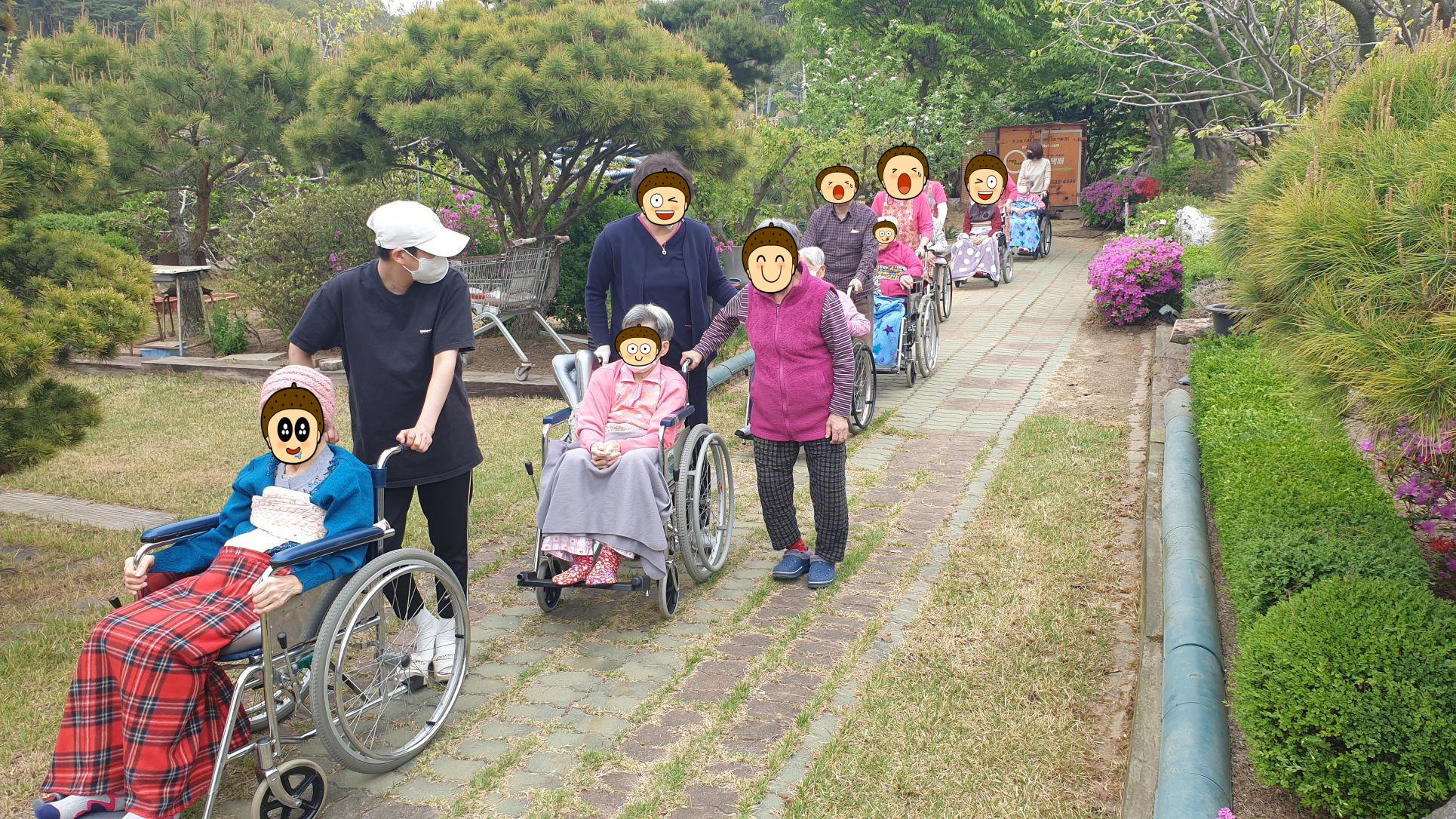 햇살실버타운 이미지 3