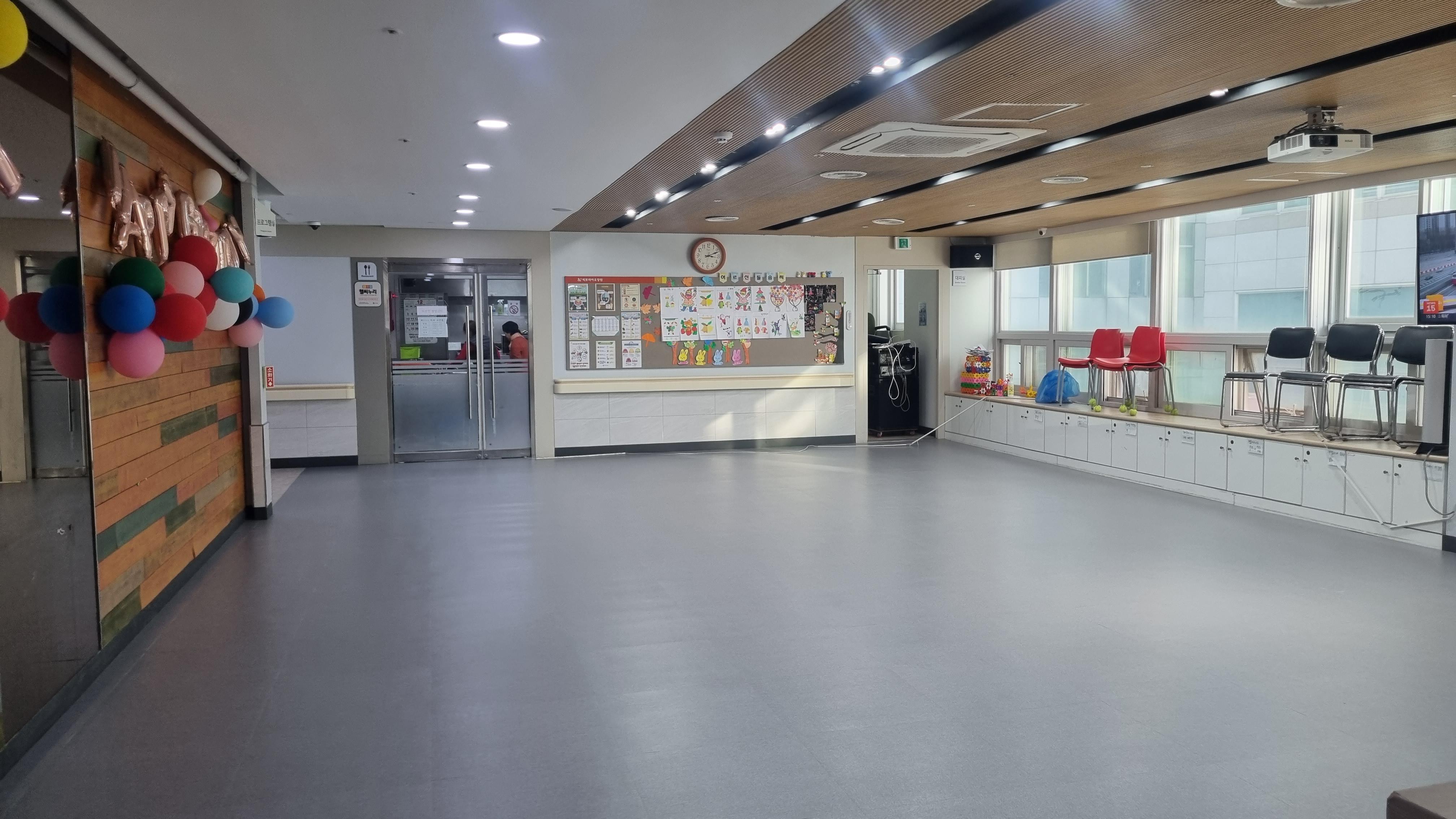 빅토리아 요양원 이미지 4